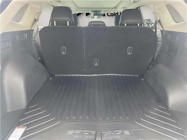 2026 Kia Sportage EX Premium w/Black Interior (Stk: SP26062) in Cold Lake - Image 8 of 25