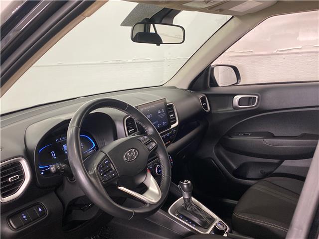 2024 Hyundai Venue Preferred (Stk: 43634J) in Belleville - Image 10 of 26