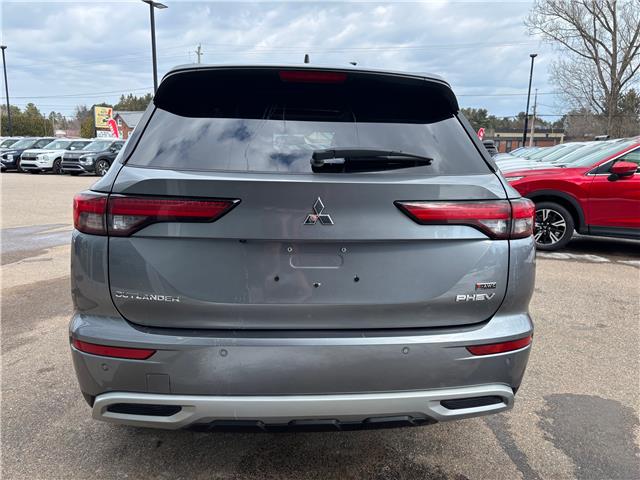 2024 Mitsubishi Outlander Plug-In Hybrid SEL (Stk: 26105A) in Pembroke - Image 6 of 14