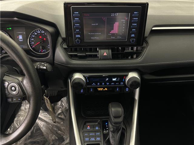 2022 Toyota RAV4 LE (Stk: 43765J) in Belleville - Image 16 of 29