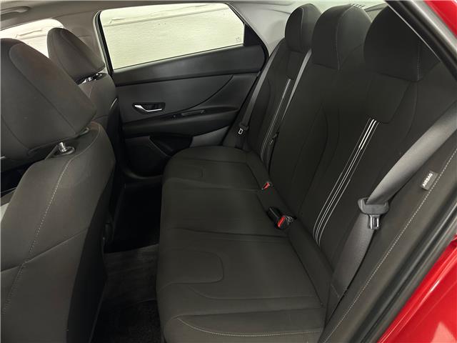 2024 Hyundai Elantra Preferred (Stk: 43816J) in Belleville - Image 7 of 31