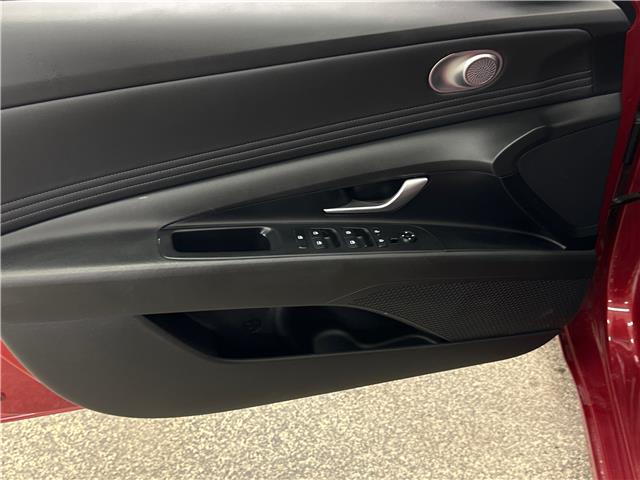 2024 Hyundai Elantra Preferred (Stk: 43816J) in Belleville - Image 14 of 31