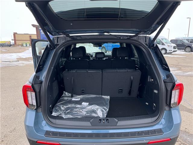 2026 Ford Explorer ST-Line (Stk: T04927) in Hague - Image 8 of 15
