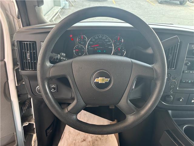 2019 Chevrolet Express 2500 Work Van (Stk: U9123A) in Uxbridge - Image 11 of 26