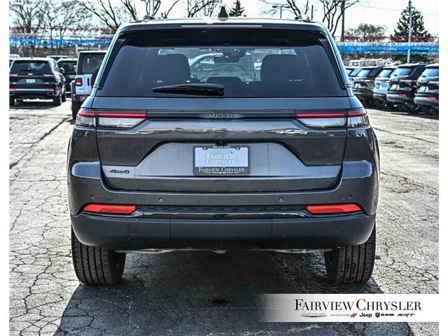 2025 Jeep Grand Cherokee Laredo (Stk: U21586) in Burlington - Image 5 of 32