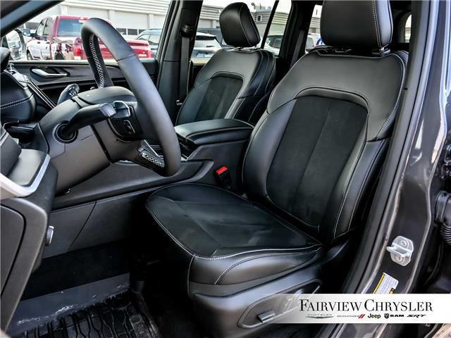 2025 Jeep Grand Cherokee Laredo (Stk: U21586) in Burlington - Image 16 of 32
