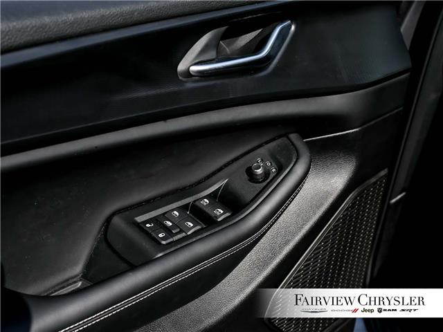 2025 Jeep Grand Cherokee Laredo (Stk: U21586) in Burlington - Image 17 of 32
