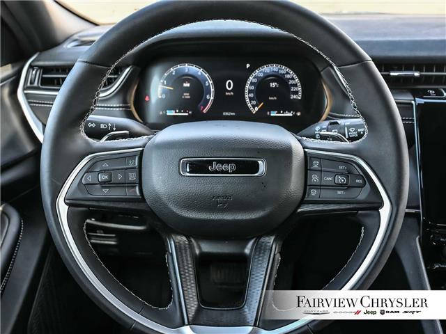 2025 Jeep Grand Cherokee Laredo (Stk: U21586) in Burlington - Image 21 of 32