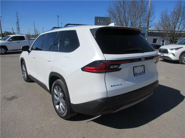 2025 Toyota Grand Highlander Hybrid Limited (Stk: 26049A) in Peterborough - Image 3 of 31