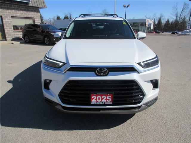2025 Toyota Grand Highlander Hybrid Limited (Stk: 26049A) in Peterborough - Image 10 of 31