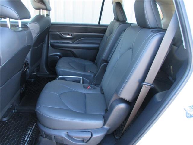 2025 Toyota Grand Highlander Hybrid Limited (Stk: 26049A) in Peterborough - Image 28 of 31