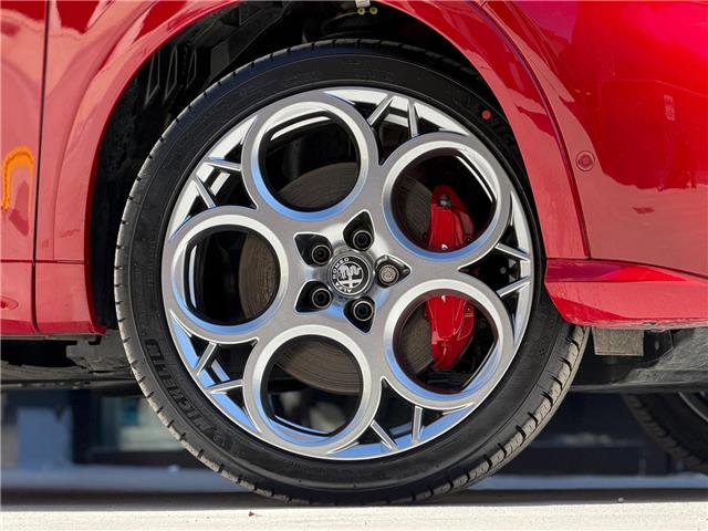 2025 Alfa Romeo Tonale PHEV Tributo (Stk: 467U) in Toronto - Image 2 of 27