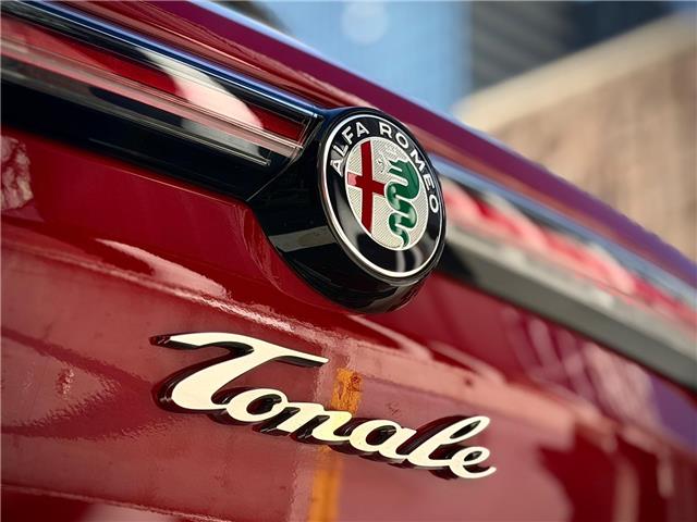 2025 Alfa Romeo Tonale PHEV Tributo (Stk: 467U) in Toronto - Image 11 of 27