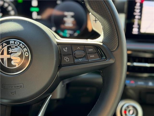 2025 Alfa Romeo Tonale PHEV Tributo (Stk: 467U) in Toronto - Image 12 of 27