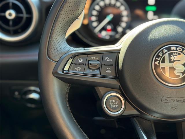 2025 Alfa Romeo Tonale PHEV Tributo (Stk: 467U) in Toronto - Image 16 of 27