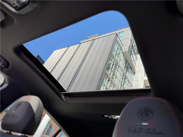 2025 Alfa Romeo Tonale PHEV Tributo (Stk: 467U) in Toronto - Image 26 of 27