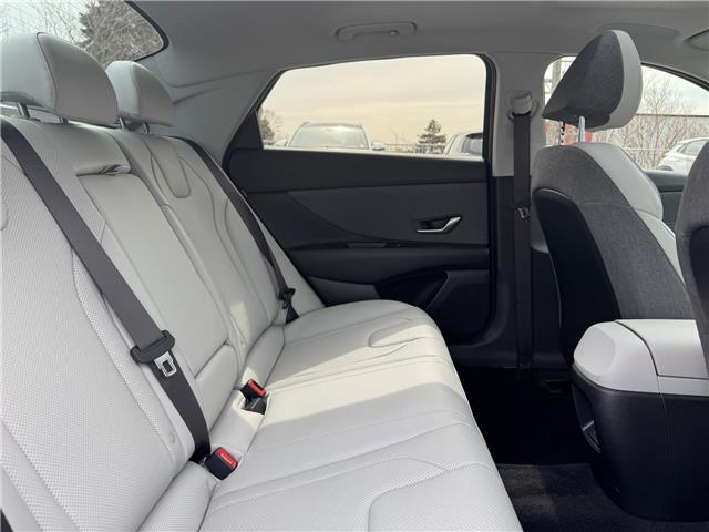 2025 Hyundai Elantra Luxury w/Two-Tone Interior (Stk: 16U101683) in Markham - Image 28 of 30
