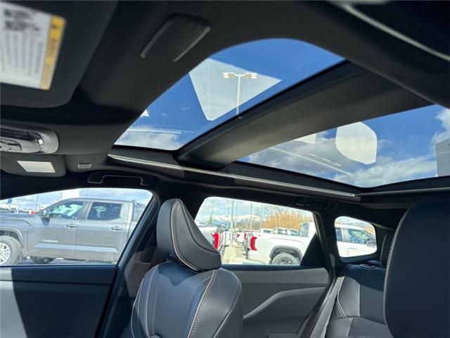 2026 Toyota Crown Signia Limited (Stk: 3041969) in Cranbrook - Image 18 of 21