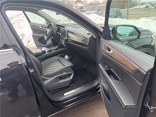 2025 Volkswagen Atlas 2.0 TSI Execline (Stk: T301A) in Thunder Bay - Image 10 of 22