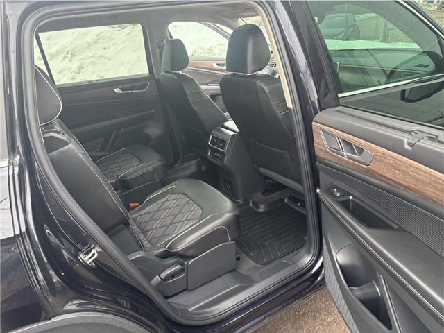 2025 Volkswagen Atlas 2.0 TSI Execline (Stk: T301A) in Thunder Bay - Image 11 of 22