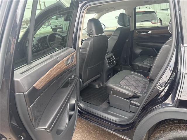 2025 Volkswagen Atlas 2.0 TSI Execline (Stk: T301A) in Thunder Bay - Image 13 of 22