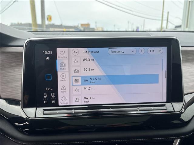 2025 Volkswagen Atlas 2.0 TSI Execline (Stk: T301A) in Thunder Bay - Image 18 of 22