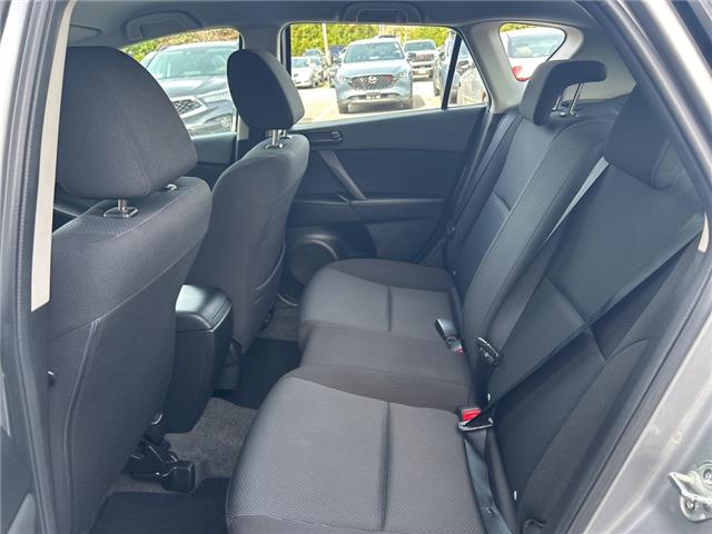2010 Mazda Mazda3 Sport GX (Stk: 868237J) in Surrey - Image 11 of 15