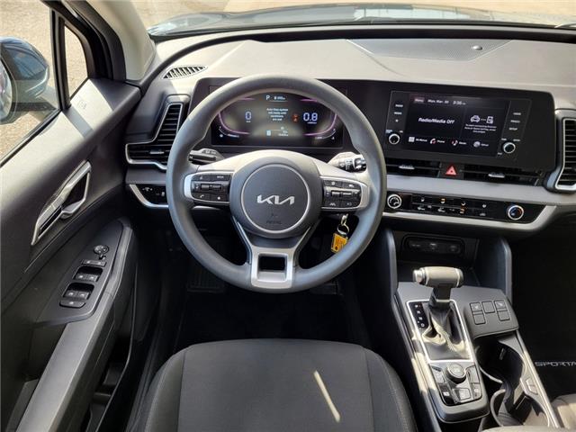2023 Kia Sportage APPLE CAR PLAY | 1 OWNER | HEATED SEATS | REAR CAM (Stk: Z3752) in St. Catharines - Image 5 of 24