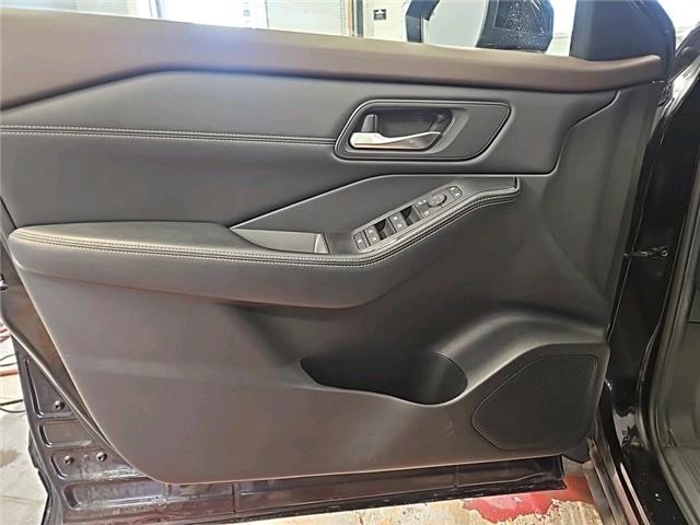 2023 Nissan Rogue SV Midnight Edition (Stk: 221083) in Lower Sackville - Image 3 of 9