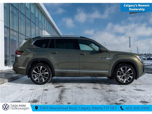 2026 Volkswagen Atlas 2.0 TSI Execline (Stk: TT-250) in Calgary - Image 4 of 24
