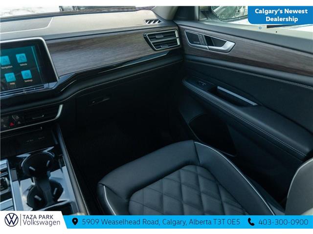 2026 Volkswagen Atlas 2.0 TSI Execline (Stk: TT-250) in Calgary - Image 22 of 24