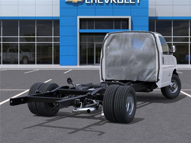 2026 Chevrolet Express Cutaway 4500 4500 Van (Stk: 26238) in Terrace Bay - Image 4 of 6
