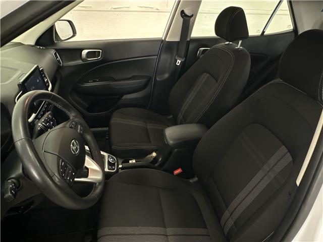 2024 Hyundai Venue Preferred (Stk: 43741J) in Belleville - Image 11 of 29