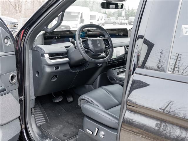 2026 Lincoln Navigator L Reserve (Stk: 26V4310) in Mississauga - Image 13 of 37
