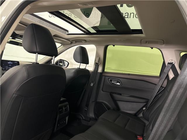 2023 Nissan Rogue SV Midnight Edition (Stk: 43763J) in Belleville - Image 8 of 32