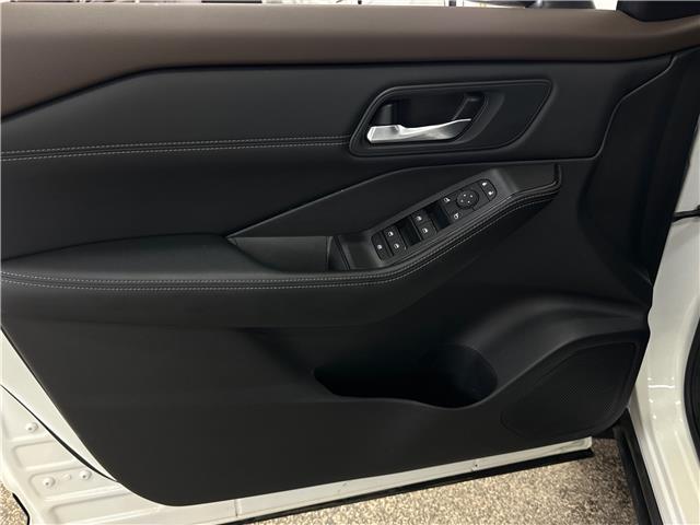 2023 Nissan Rogue SV Midnight Edition (Stk: 43763J) in Belleville - Image 15 of 32