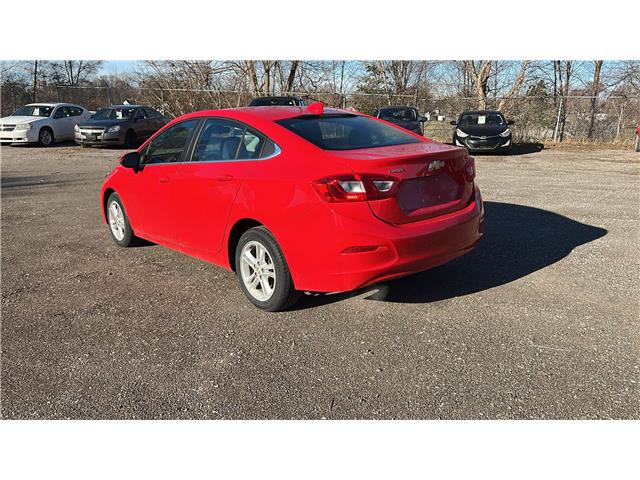 2017 Chevrolet Cruze LT Auto (Stk: 36026) in London - Image 6 of 11