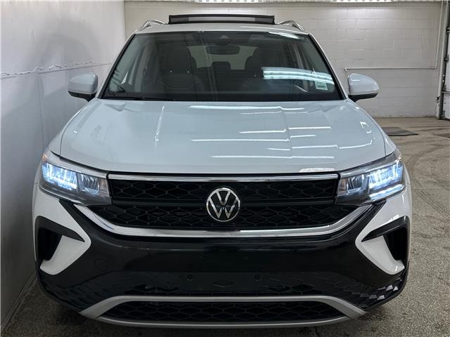 2024 Volkswagen Taos Comfortline (Stk: 43797J) in Belleville - Image 2 of 30