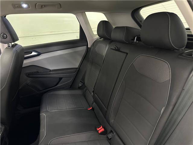 2024 Volkswagen Taos Comfortline (Stk: 43797J) in Belleville - Image 7 of 30