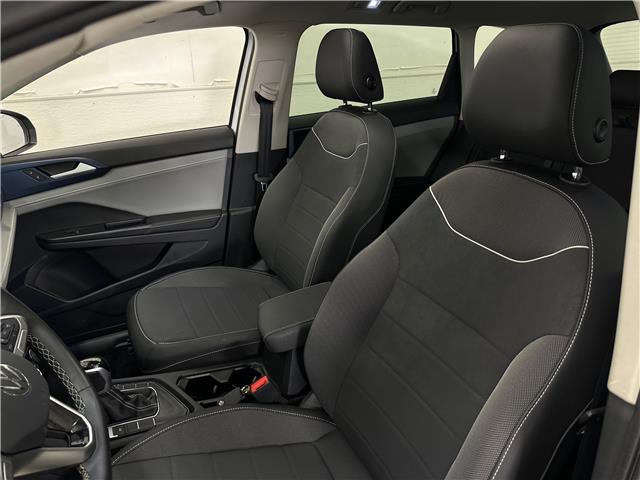 2024 Volkswagen Taos Comfortline (Stk: 43797J) in Belleville - Image 12 of 30