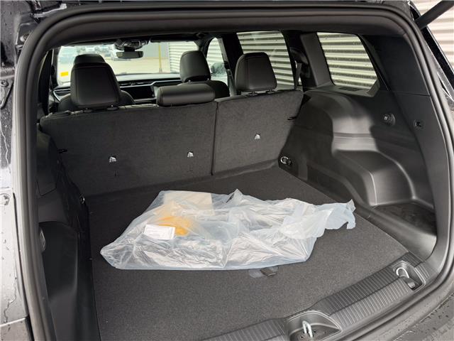 2026 Jeep Cherokee Laredo/Limited (Stk: 26230) in London - Image 7 of 27