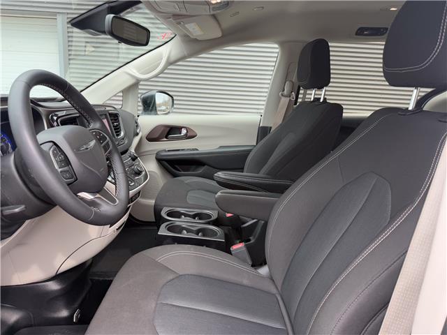 2024 Chrysler Grand Caravan SXT (Stk: UM047) in London - Image 9 of 25