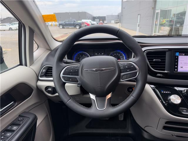 2024 Chrysler Grand Caravan SXT (Stk: UM047) in London - Image 15 of 25