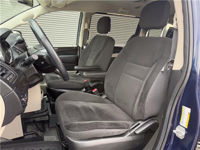 2017 Dodge Grand Caravan CVP/SXT (Stk: MU2384A) in London - Image 8 of 27