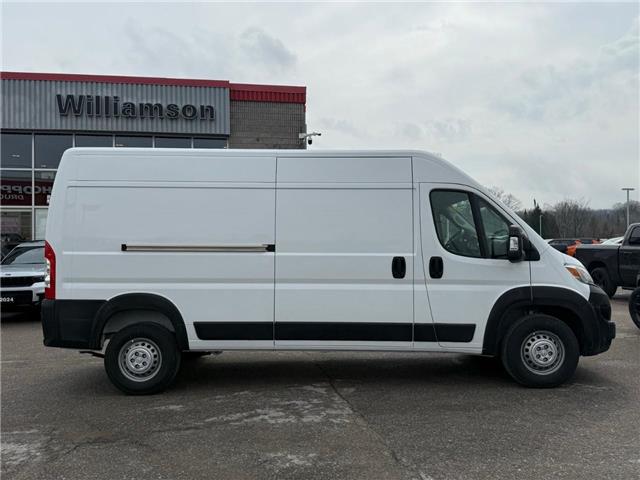 2024 RAM ProMaster 2500 High Roof (Stk: W9436) in Uxbridge - Image 7 of 9