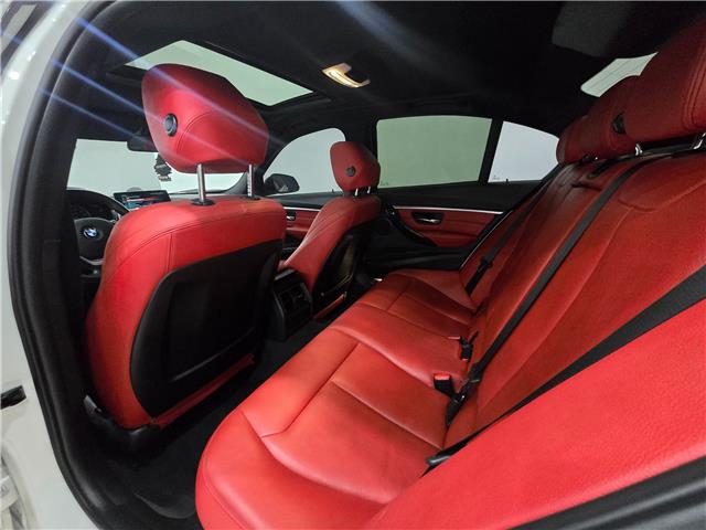 2017 BMW 330i xDrive (Stk: A25198A) in Kingston - Image 9 of 10