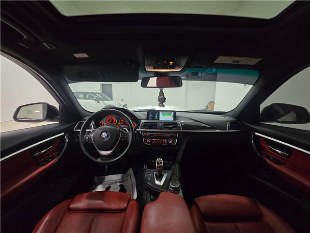 2017 BMW 330i xDrive (Stk: A25198A) in Kingston - Image 6 of 10