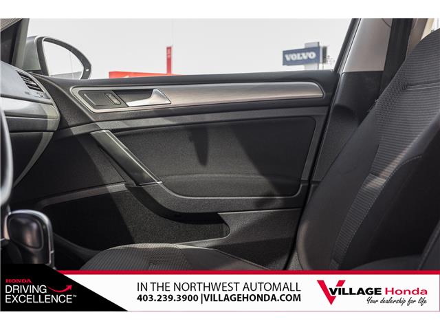 2016 Volkswagen Golf Sportwagon 1.8 TSI Trendline (Stk: CR0670A) in Calgary - Image 24 of 28