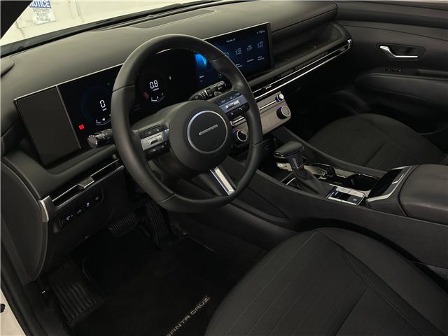 2025 Hyundai Santa Cruz Preferred (Stk: 43805J) in Belleville - Image 11 of 28