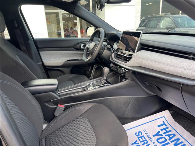 2024 Jeep Compass Sport (Stk: 25S953AA) in CRESTON - Image 11 of 25